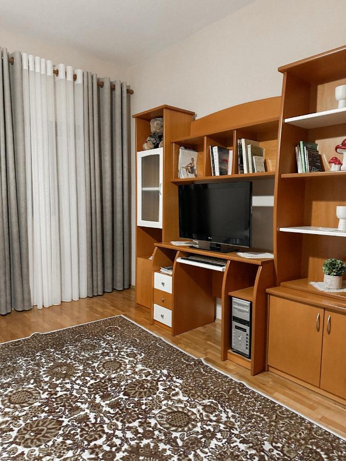 Villa Malo Guesthouse Korce Buitenkant foto
